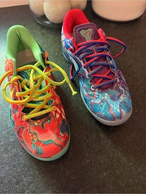 Nike Kobe What the ?  Sneakers size 5